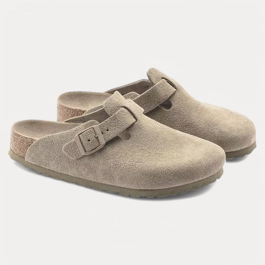 Suede & Velvet Clogs – Chic Comfort with a Luxurious Touch