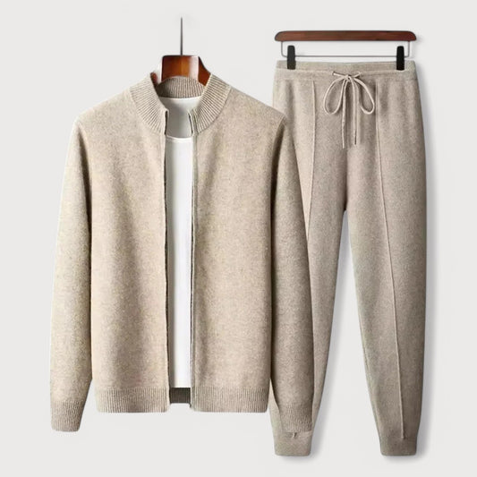 Wool Tracksuit – Style, Warmth and Everyday Comfort